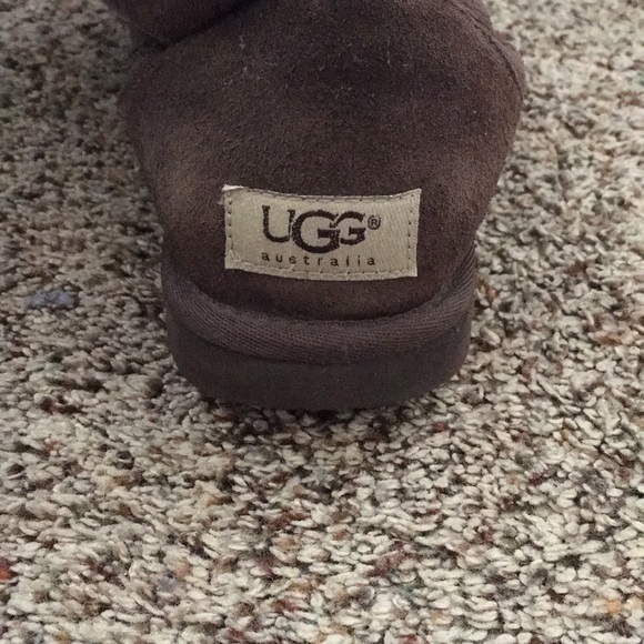 Classic Tall Brown Ugg Boots - Picture 2 of 4
